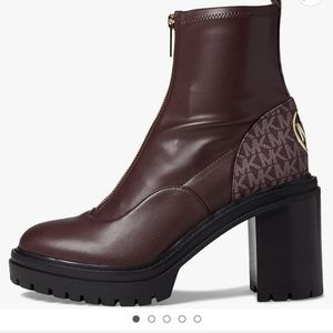 Michael by Michael Kors Cyrus Leather & Synthetic Ankle Boot size 10 NWOB